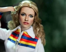 Actress Lindsay Wagner as The Bionic Woman Poster Picture Photo Print 8x10