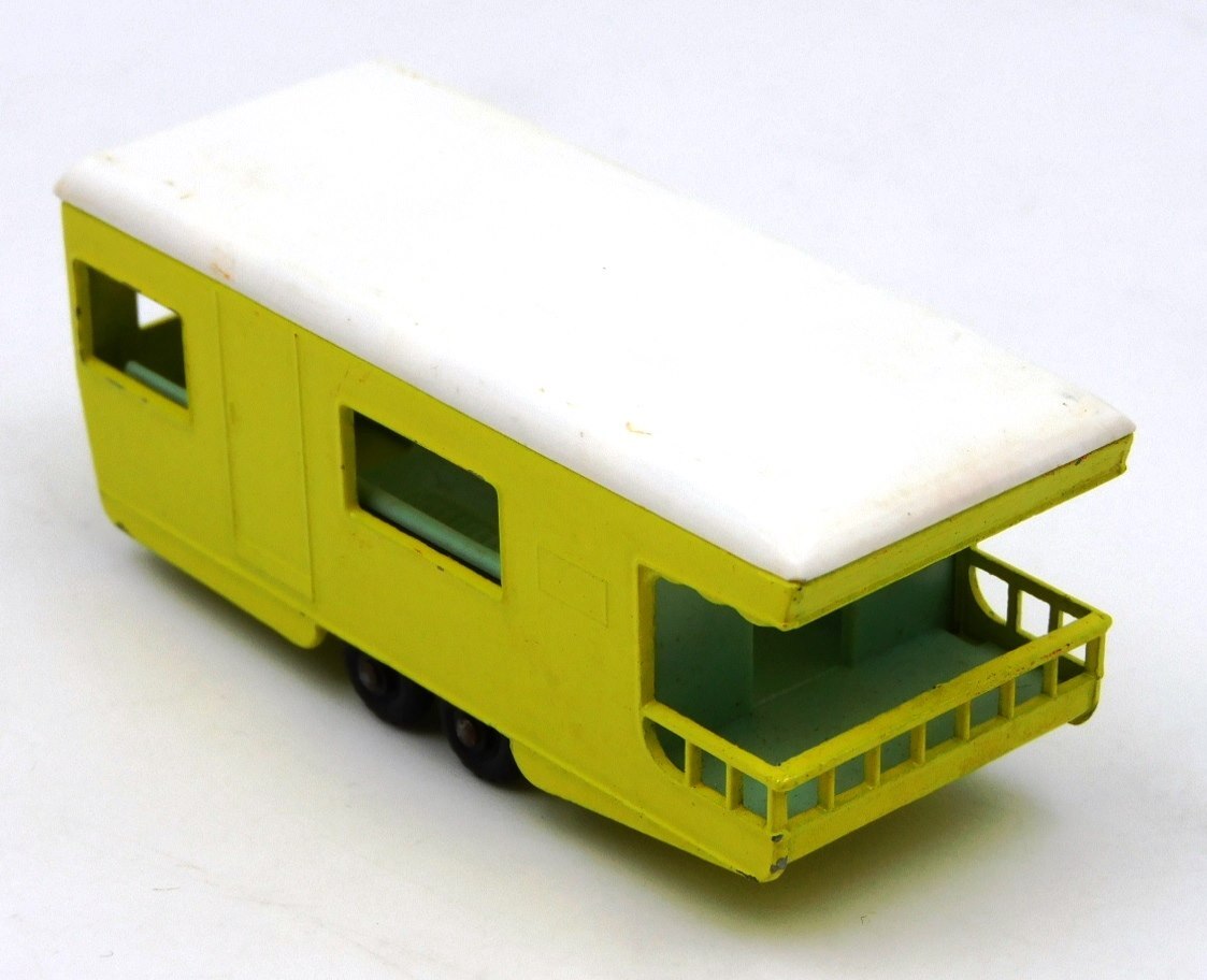 MATCHBOX N° 23D TRAILER CARAVAN 1965 s-l400.jpg