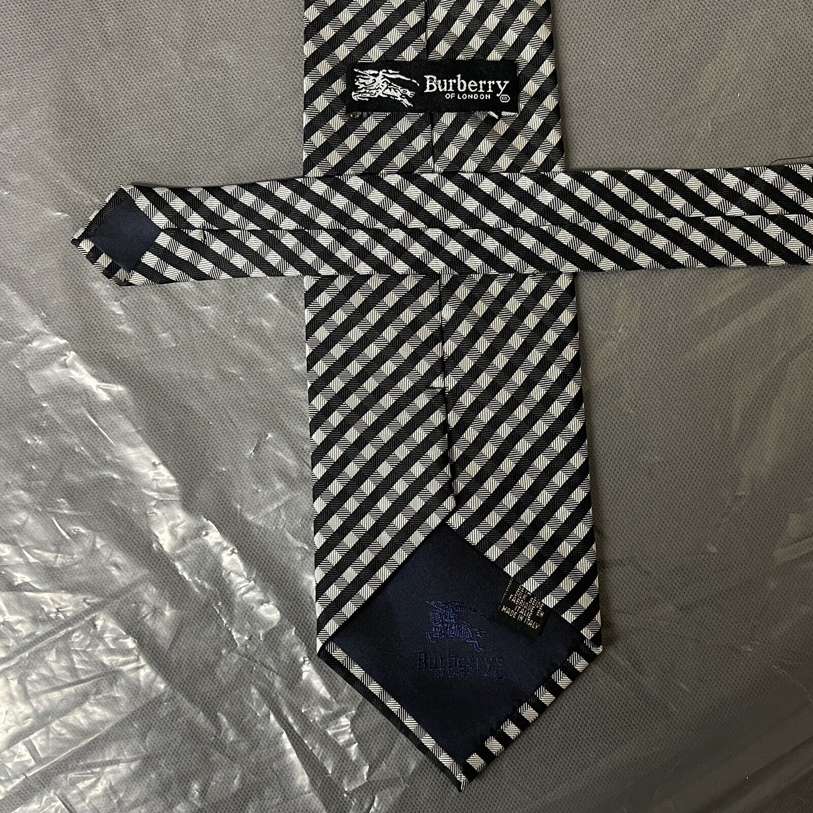 Picture 4 of 6