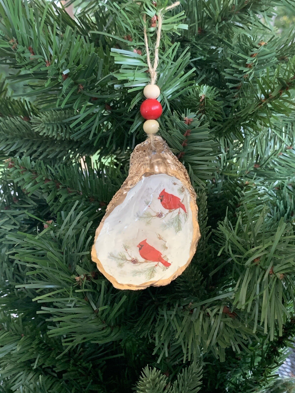 Oyster Shell Christmas Tree Cardinal Ornament 3 Wooden Beads Sealed With  Resin | Ebay