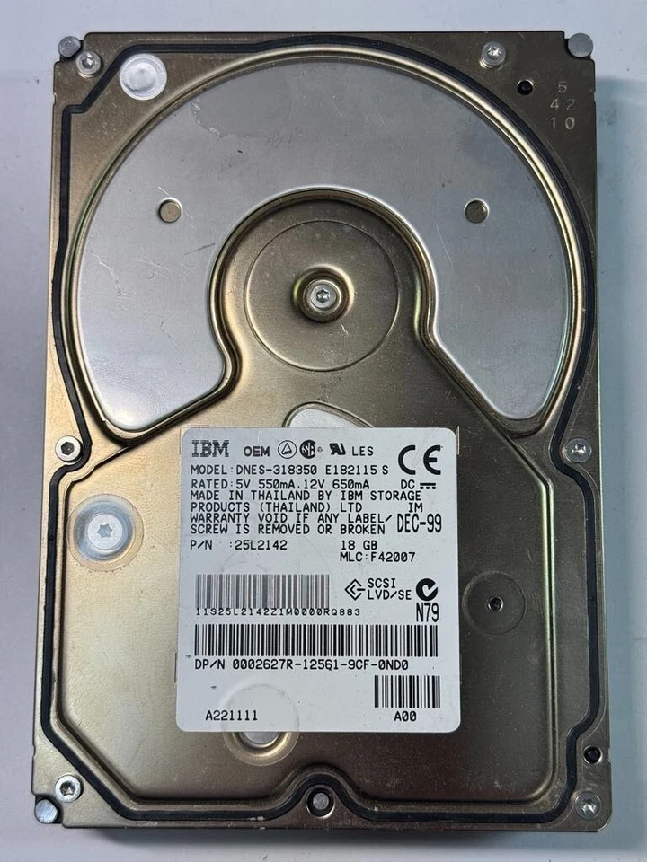 Dell 002627R DNES-318350 18GB 7.2K RPM 2MB Cache Ultra2 SCSI Hot-Pluggable 80Pin - Image 2 of 4
