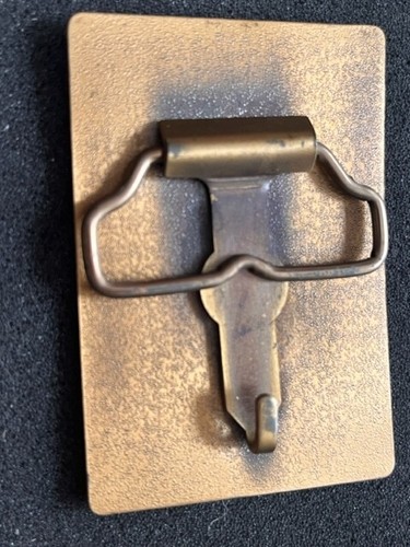 VINTAGE BRASS DRESSER 1000 SERIES BELT BUCKLE SEE PICS - Picture 3 of 3