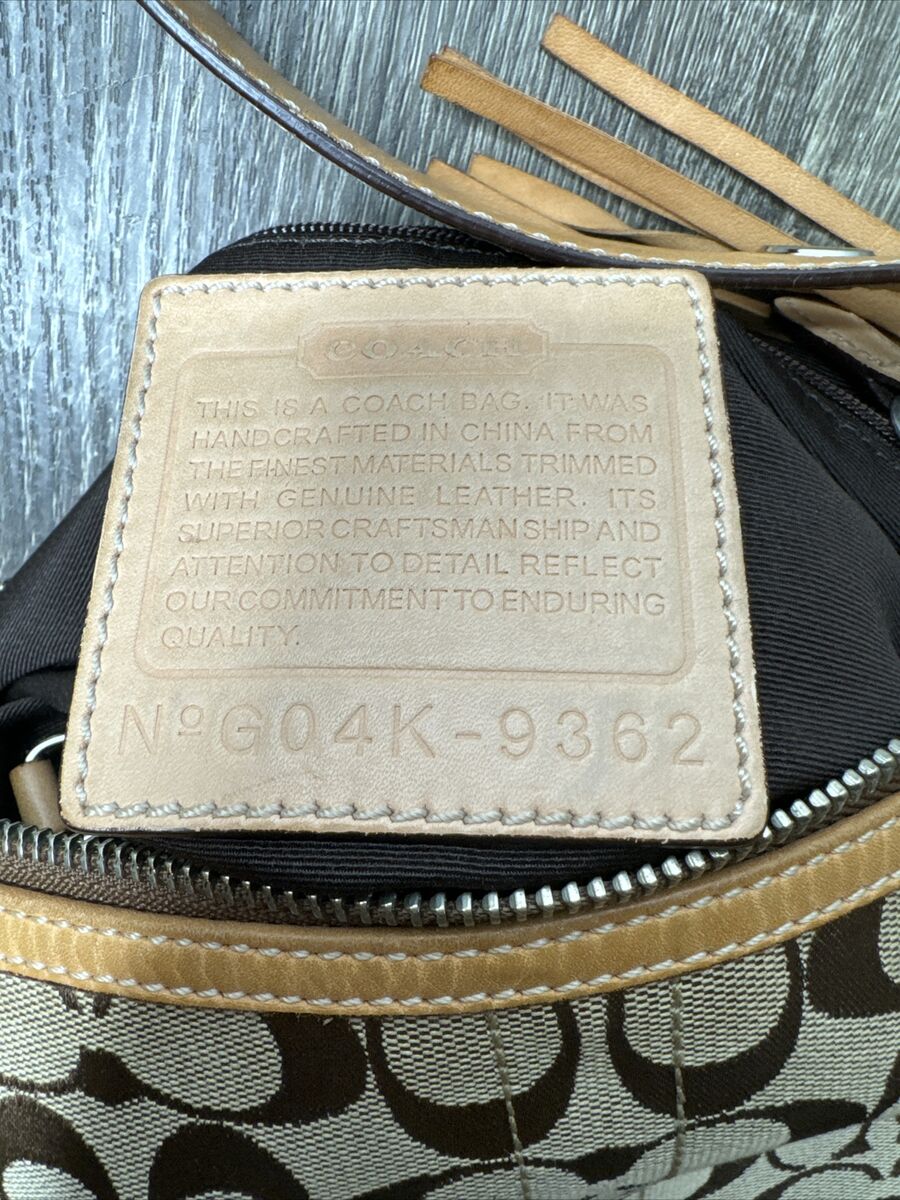 Coach 9362 Signature Soft Slim Duffle Shoulder Bag Beige Y2K Coach 9362 Signature Soft Slim Duffle Shoulder Bag Beige Y2K