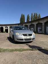 VW Polo 9N Silber zu verkaufen