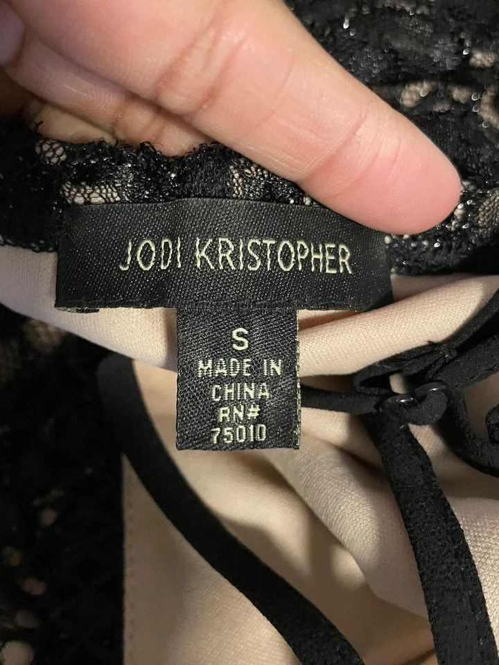 Vestido Jodi Kristopher Mujer Pequeño Negro Encaje Superpuesto Sin Mangas Cachicho Fiesta Y2K Foto 3 de 4