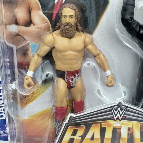 WWE DANIEL BRYAN & TRIPLE H Battle Pack Includes Handcuff 2014 Mattel SEALED - Picture 2 of 13