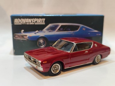 IIAD Company Nissan Skyline 2000 GT Kenmeri Oldtimer Modellauto Neu