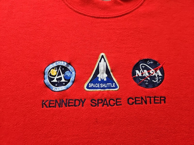 Vintage 90's Kennedy Space Center Long Sleeve Sweatshirt Vintage 90's Kennedy Space Center Long Sleeve Sweatshirt