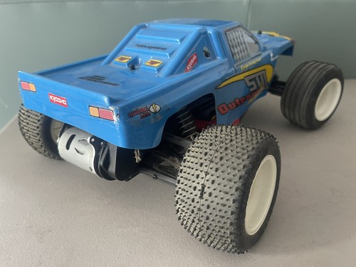 Rare Vintage Kyosho Outrage ST II Stadium RC Truck 2 Wd - Picture 5 of 11