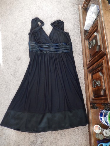 Jones New York Satin Polyester Midi Dress Size 14 Fancy Black Evening Party - Picture 9 of 12