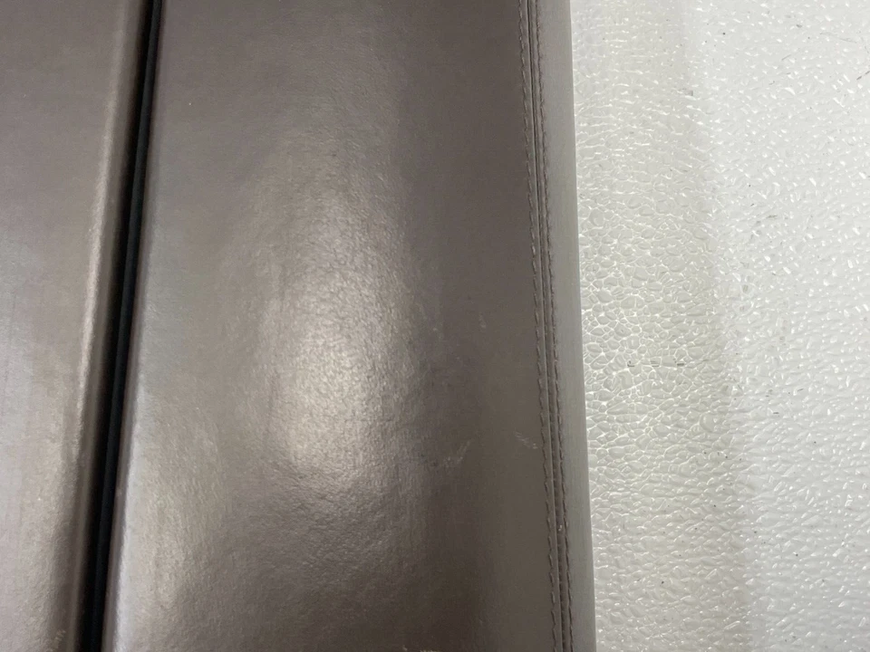 Крышка крышки подлокотника центральной консоли 13 14 15 BMW Alpina B7 F01 F02 ZBWT 1457 от оригинального производителя - Изображение 3 из 4