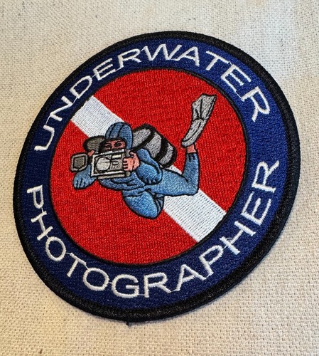 PARCHE DE FOTÓGRAFO SUBMARINO FOTOGRAFÍA DE BUCEO bordado engranaje de hierro - Imagen 3 de 4