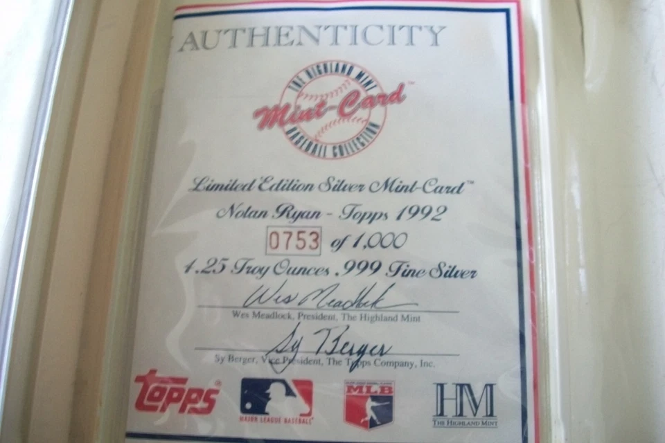 NOLAN RYAN 1992 HIGHLAND MINT 4.25OZ SILVER CARD   INCLUDED THE NOLAN RYAN BRONZ - Image 2 of 3