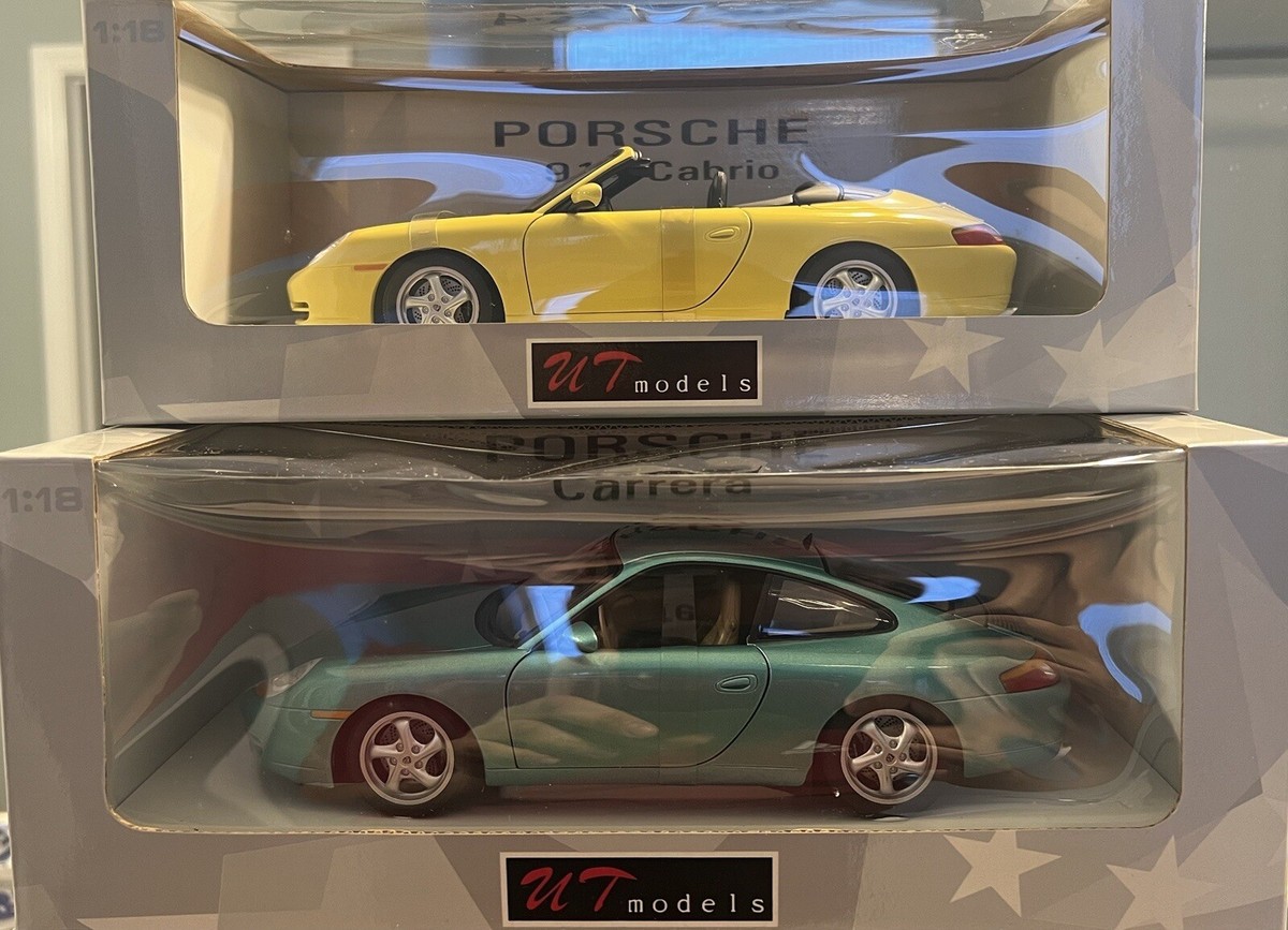UT Models Bundle lot: 1:18 Porsche 911 996 coupe GREEN + cabrio