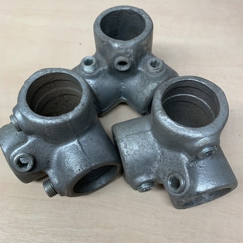 Pipe Clamp Fittings. Corner Post Handrail Fittings 34mm 3off - Picture 2 of 4