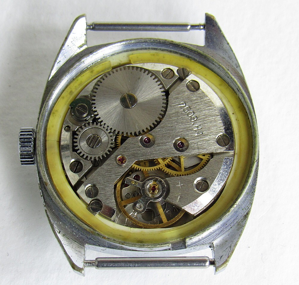 Foto 8 di 10