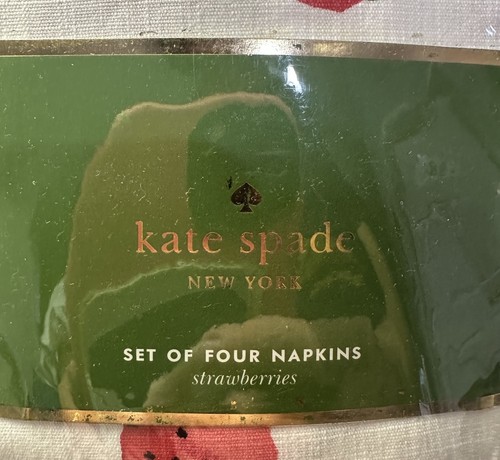 NEW (2) Sets of Four Kate Spade “Strawberries” Napkins 100% Cotton 20x20" - Picture 5 of 5