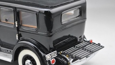 Franklin MINT B11XE83 Al Capone's 1930 Armored Cadillac V16