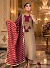 Women New Tranding Look Sandstone Kurti With Pant Designer Dupatta. Size S...