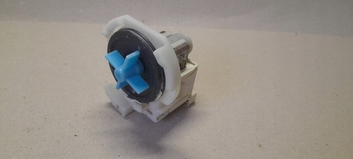 Ausgebaut aus Whirlpool ADP 4109, Ablaufpumpe 72894