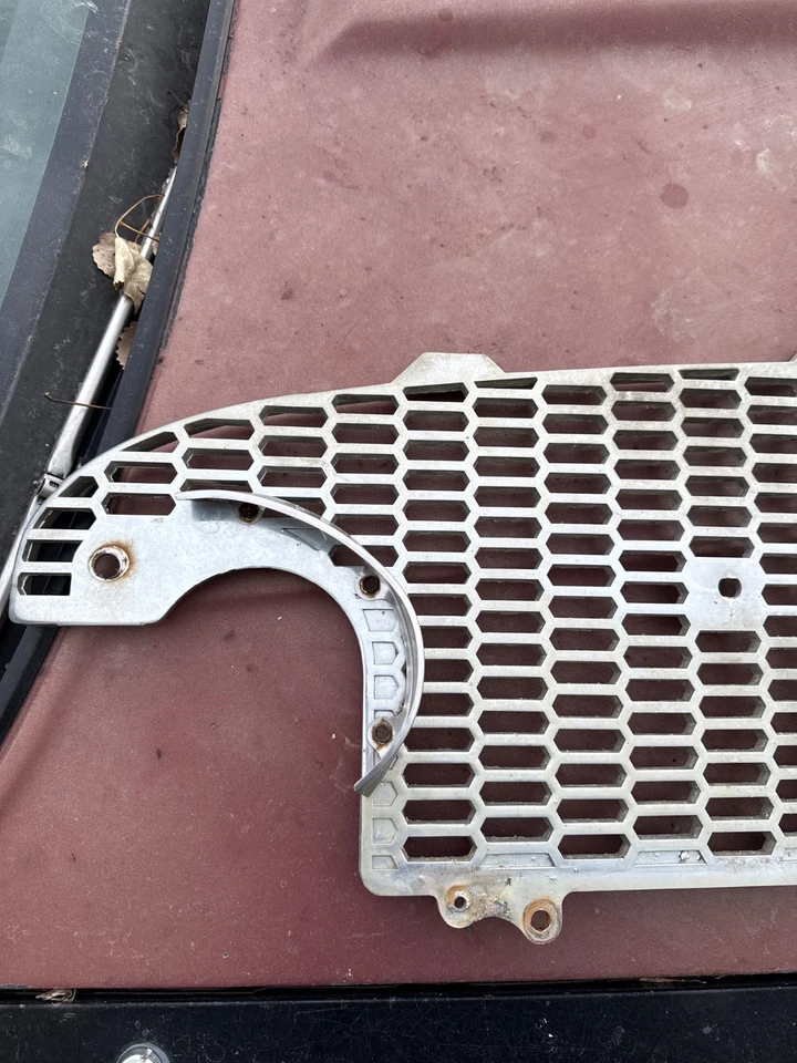 Buick Special Century 1955 parrilla de repuesto con biseles de parachoques 1167794 Foto 2 de 4