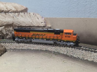 KATO N SCALE BNSF LOCOMOTIVE 176-6320 SD70MAC BNSF SWOOSH #9736 DC TESTED!