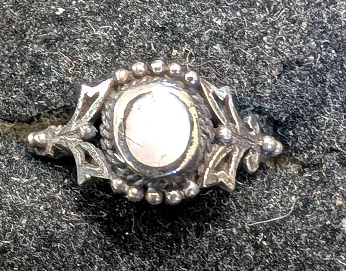 Sterling Silver Fleur-de-lis Sides & Beads Pink MOP Shell Small Sizes 5 or 7