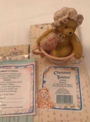 Cherished Teddies 135682 ''MARILYN'' ''A Cup Full Of Cheer'' Teetassenfigur.