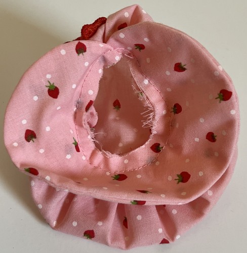 Strawberry Shortcake 7 Piece Lot Doll Hat Clothes Berry Patch Hat Vintage - Picture 6 of 11
