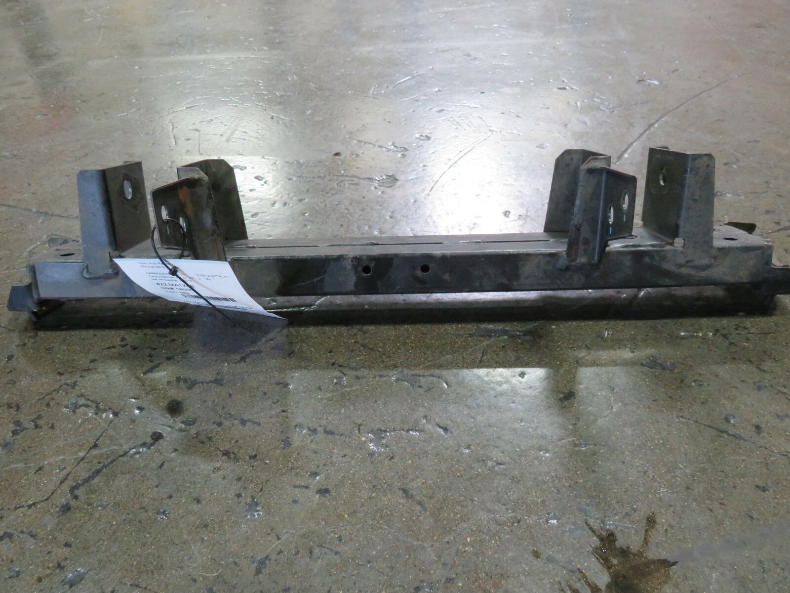 Maserati Granturismo, Quattroporte, Rear Cross Member Bracket, Used, P/N 239078