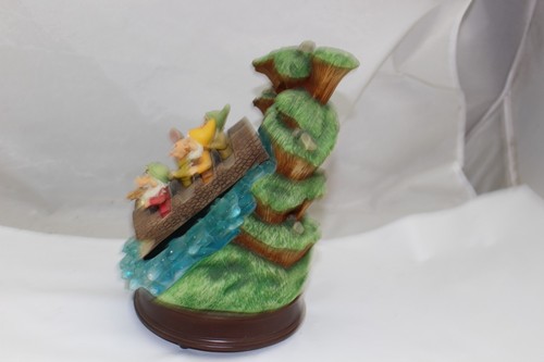 RARE Disney Snow White &The Seven Dwarfs Splash Mountain Costa Alavezos Figurine - Picture 8 of 9