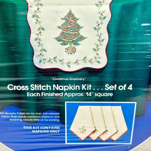 Vintage Paragon "Christmas Greenery" Cross Stitch Napkin Kit Set Of 4 - Picture 3 of 6