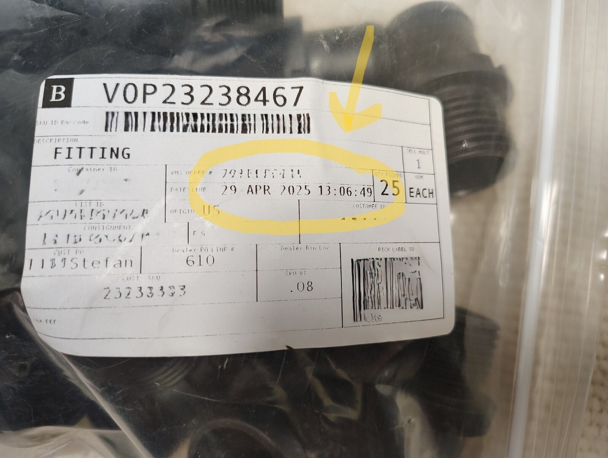 VOLVO PENTA BELL HOUSING FITTING 23238467 3883597 | eBay