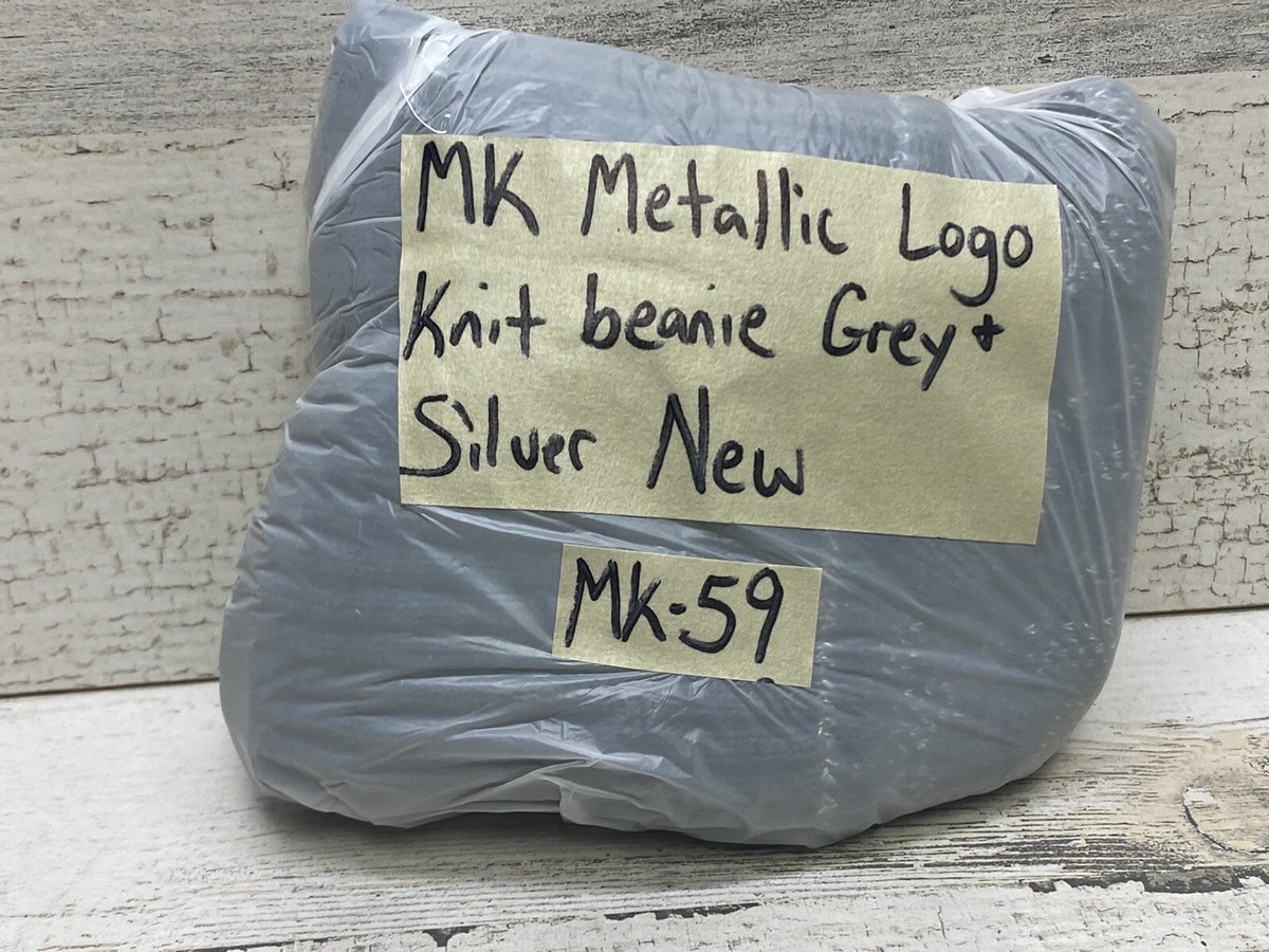MICHAEL KORS Logo Plate Beanie Hat NEW Derby Grey Silver Monogram Beanie – Susan Boyle main image 2