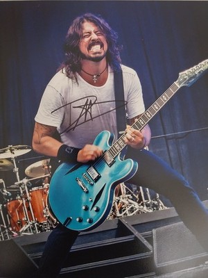 Dave Grohl Foo Fighters Nirvana signed Autogramm Foto COA 