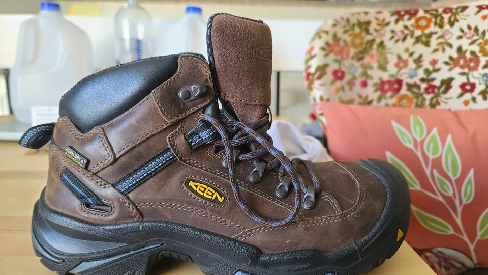 Keen Botas de Trabajo Talla 9 Hombre Puntera de Acero, Arco Estabilidad, Impermeables, Nuevas Foto 3 de 3