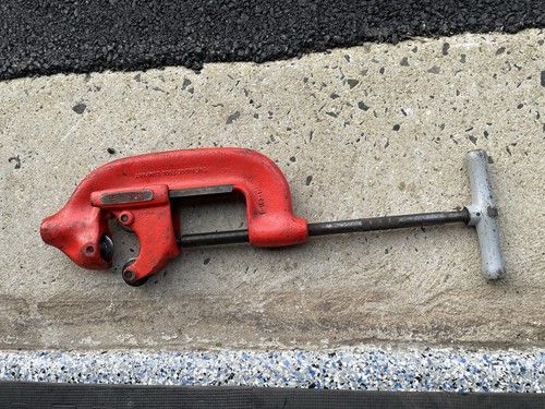 RIDGID 4-S Heavy-Duty Pipe & Tubing Cutter Tool 2"-4" USA - Picture 4 of 6