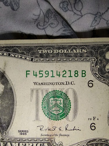 $2 Two Dollar Bill 1995 series F Circulated Fair To Good Condition - Picture 4 of 5