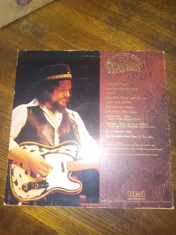 WAYLON JENNINGS GREATEST HITS RCA STEREO 1979 AHL1-3378 - Image 2 of 4