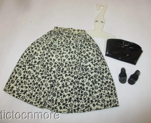 VINTAGE BARBIE DOLL CLOTHES FASHION PAK BLACK & WHITE FLORAL SKIRT PURSE HEELS