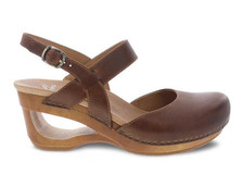 Dansko Taci Tan Women's Comfort Shoes - EU 36