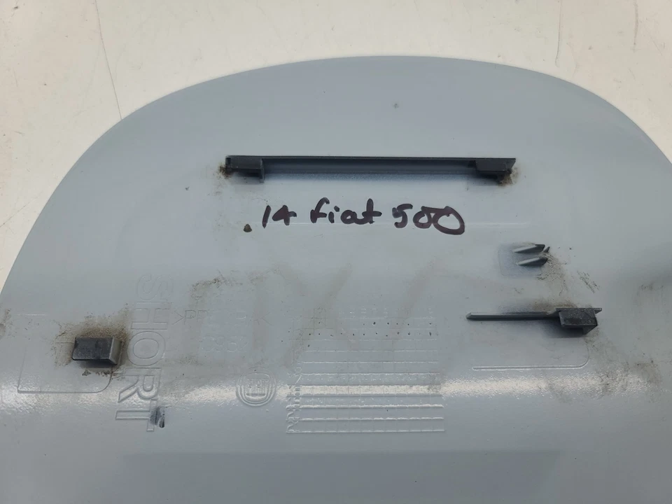 2014 - 2017 Fiat 500L Gas Fuel Tank Door Lid OEM - Image 4 of 4