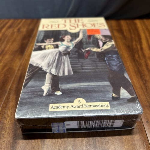 The Red Shoes (VHS, 1987, Paramount) Moira Shearer/Anton Walbrook! New Sealed - Picture 2 of 6
