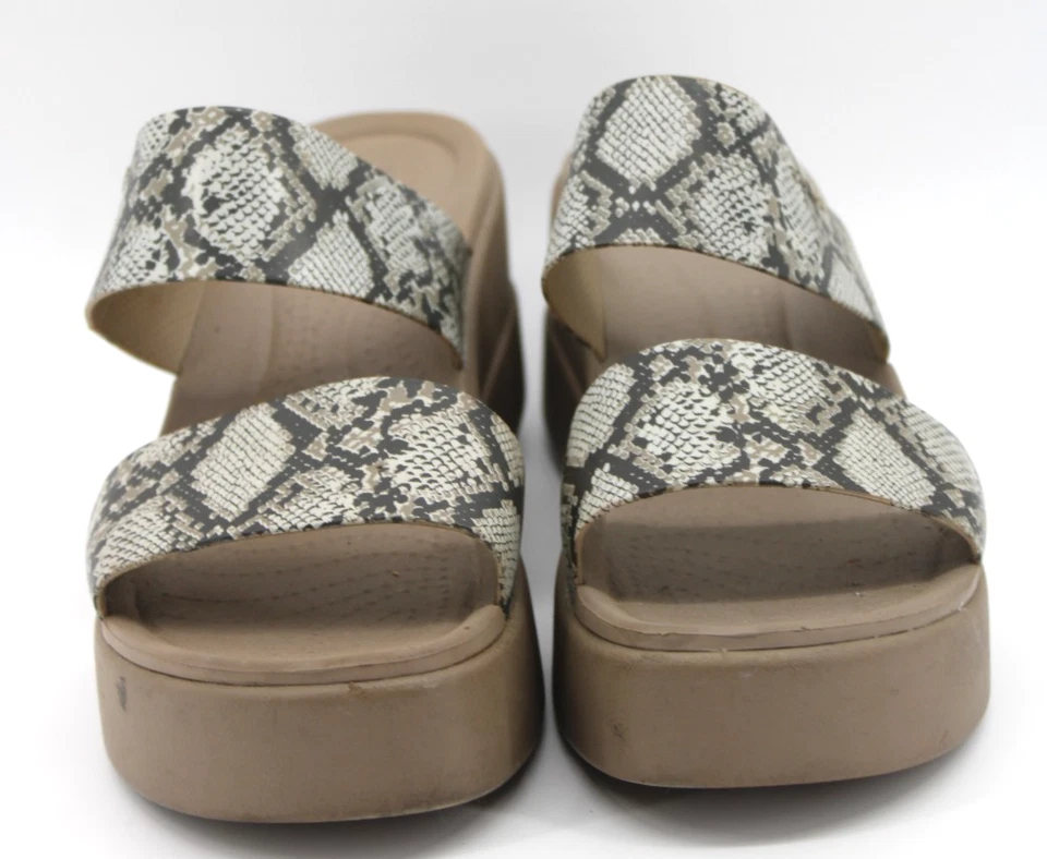 Sandalia Crocs LiteRide Brooklyn plataforma cuña media serpiente para mujer talla 6 Foto 2 de 4