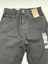 Levi  s Wedgie Straight Jeans Women  s 28x28 Black High Rise Stretch Denim NWT