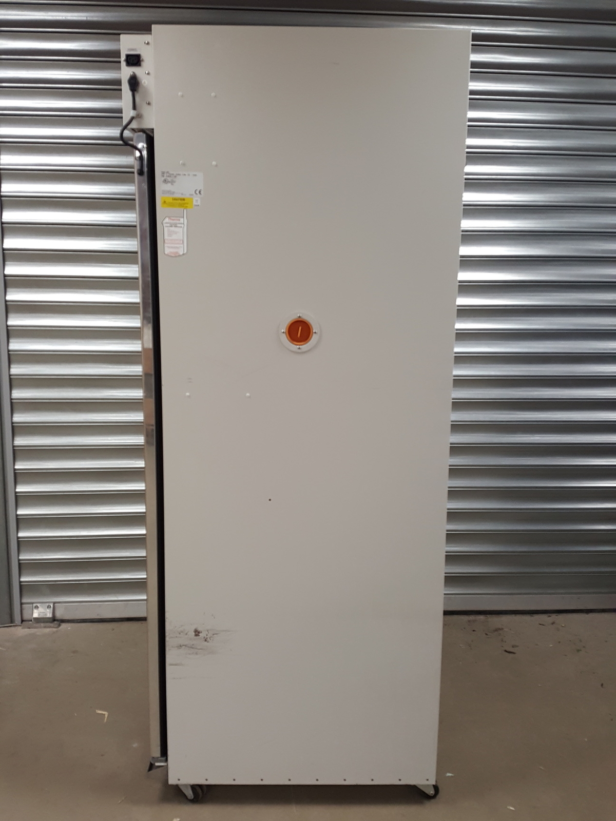 Thermo Scientific Forma ReachIn CO2 Laboratory Incubator Model 3951