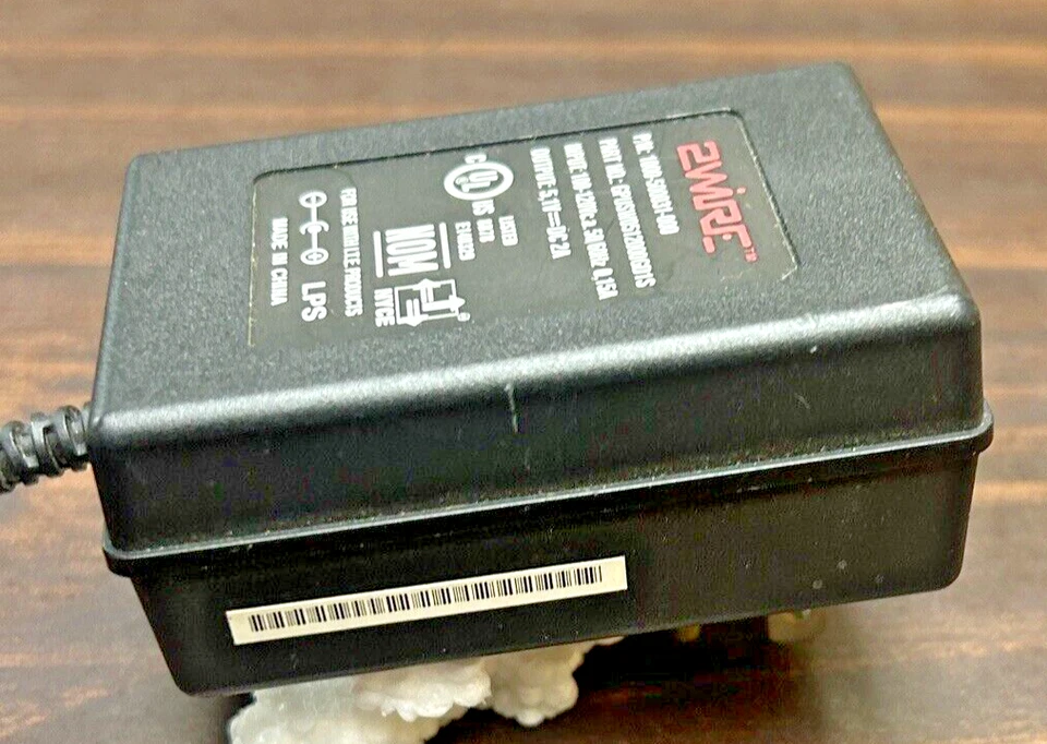 Genuine 2wire AC Power Supply AdapterGPUSW0512000GD1S - Image 3 of 4