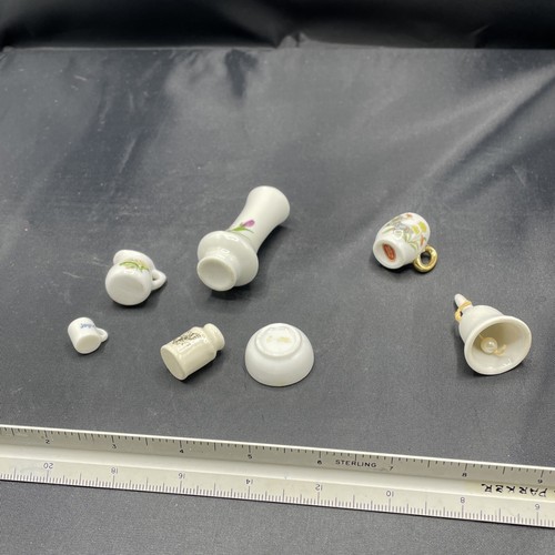 mini porcelain Lot Of 7 Items Vase, Bell, 2 Pitchers, Bowl, Cup, Canister - Picture 4 of 5