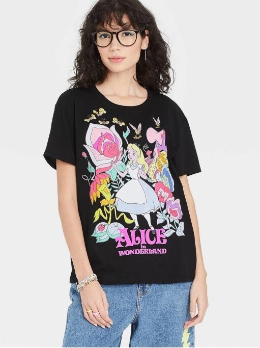 Alice In Wonderland Tshirt Disney Classic Black Womens Large
