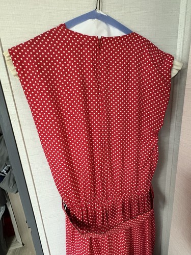 LINDY BOP SIZE 18 RED POLKA DOT EMBELLISHED RETRO 1950s BELTED SWING STYLE DRESS - Picture 10 of 16